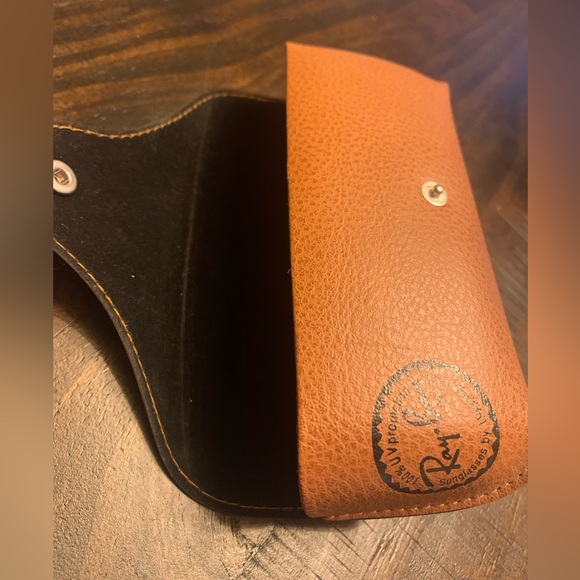 Ray-Ban Sunglasses Case - Picture 2 of 4